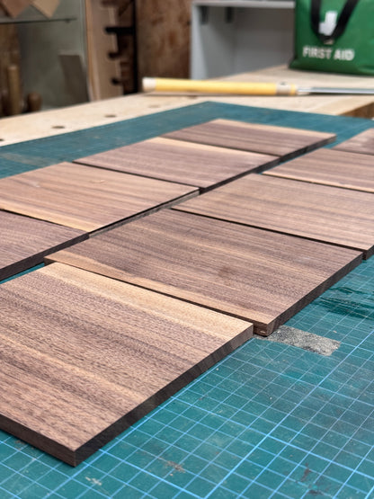 Walnut Thins (ABWTH1)