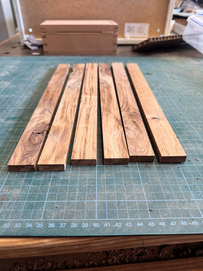 Brown Oak Offcuts