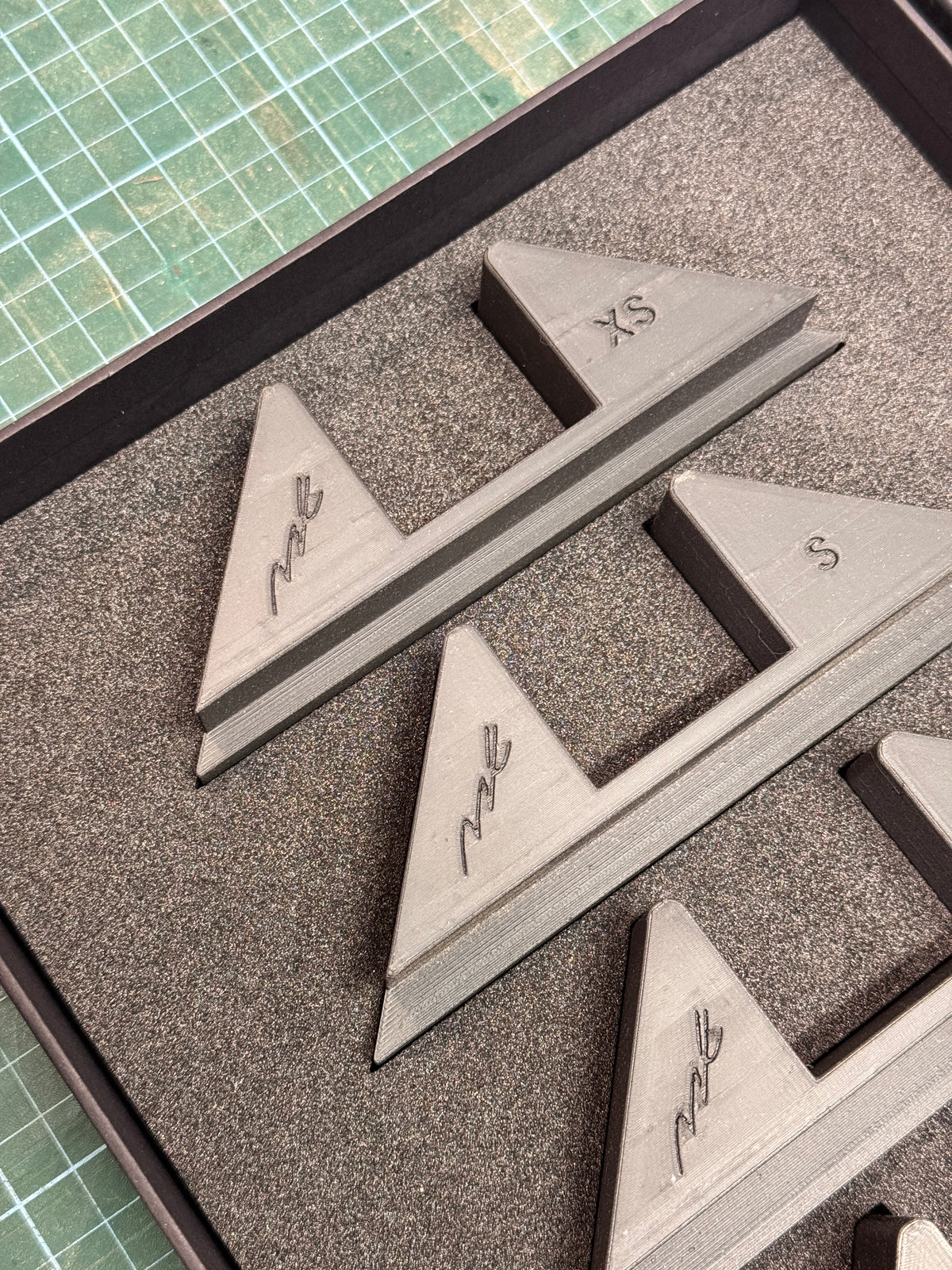 5 x Mitre Parers (MP5B1)
