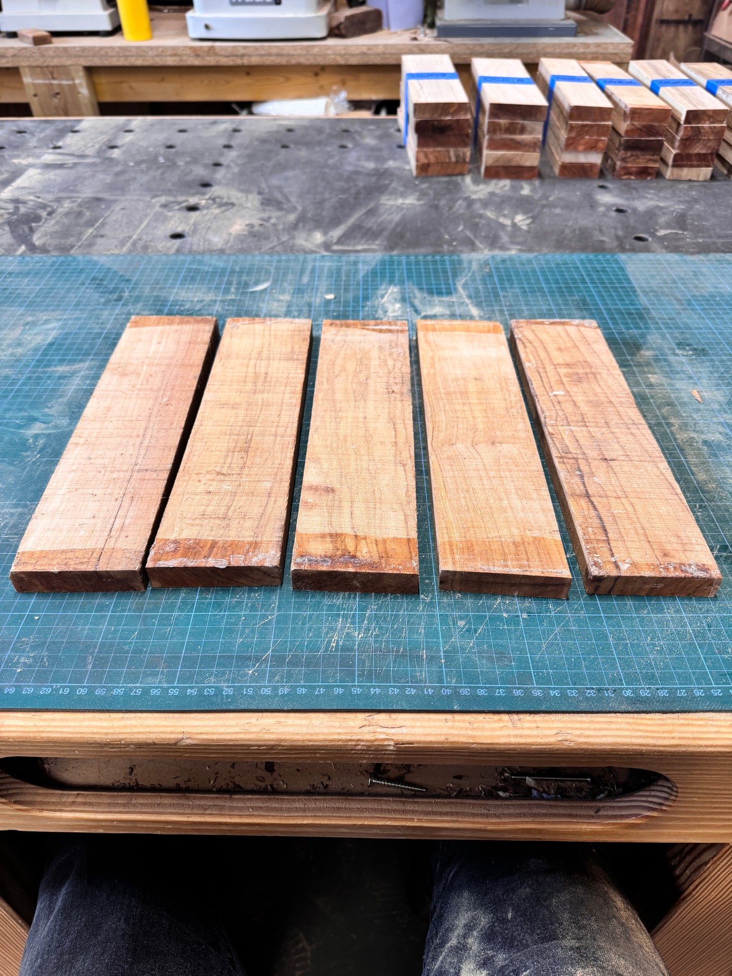 Olivewood Offcuts - OW10