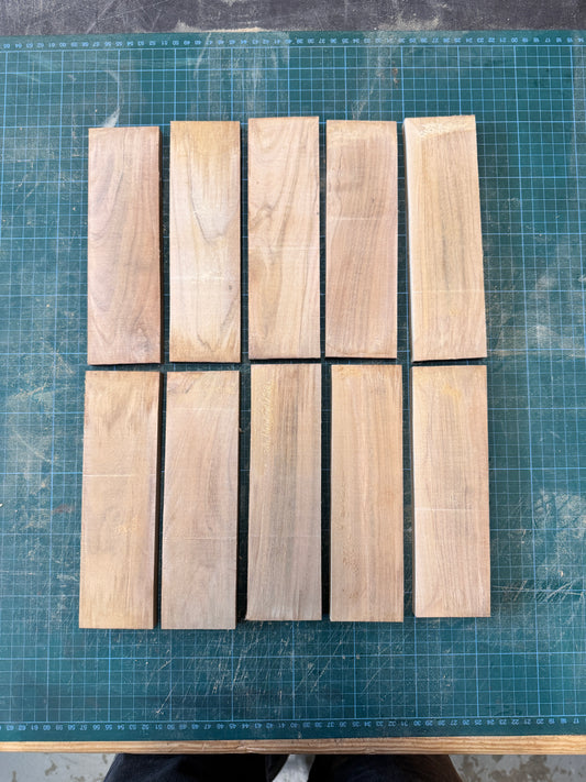 Olivewood Offcuts - OW11