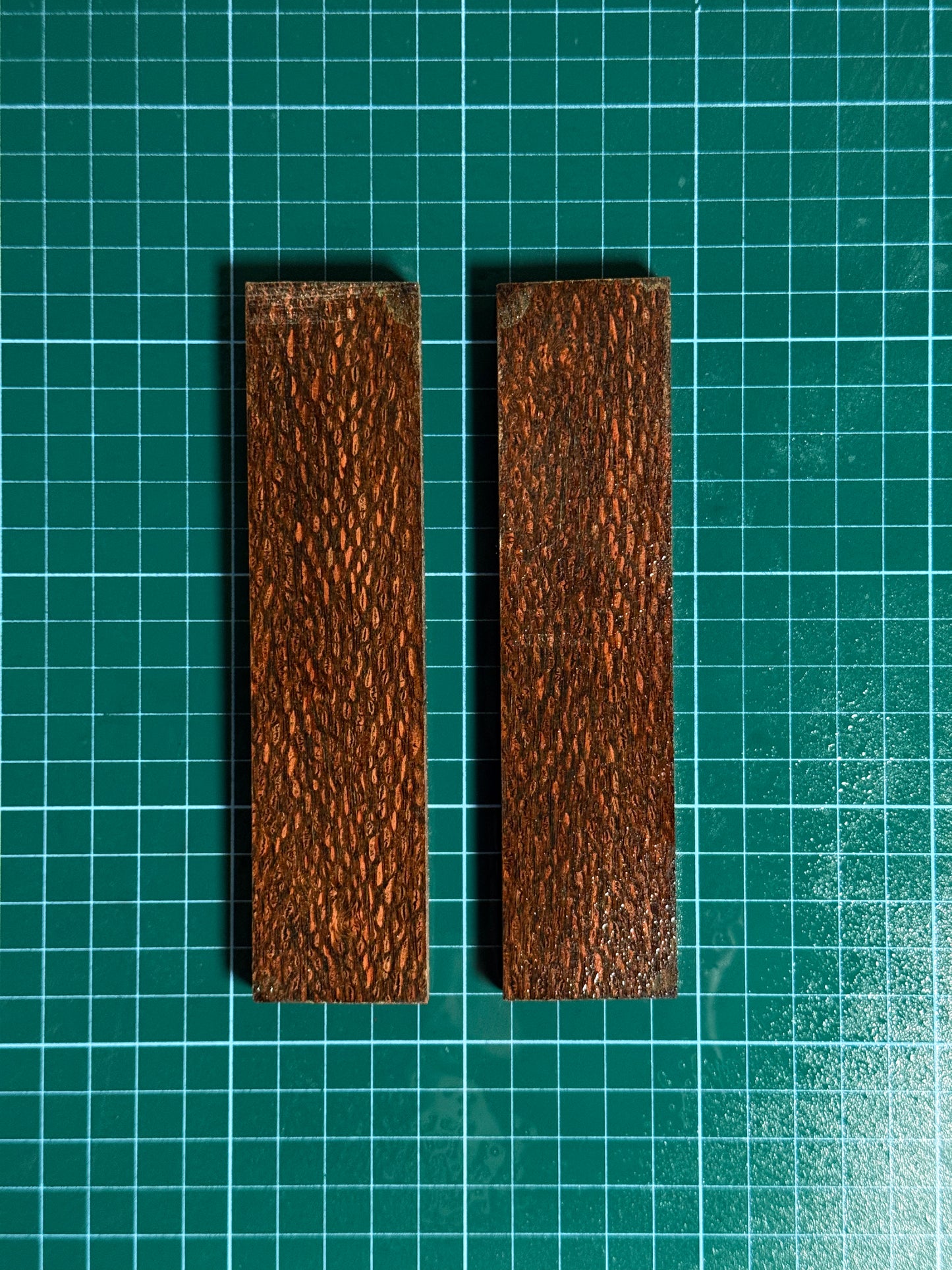 Stabilised Ropalo Lacewood Knife Scales